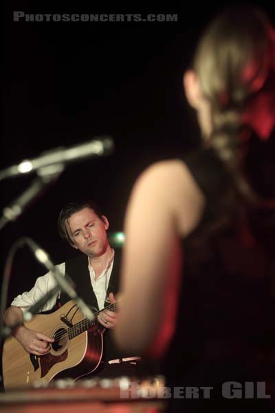 AND ALSO THE TREES - 2009-10-30 - PARIS - Cafe de la Danse - Justin Jones - Emer Brizzolara